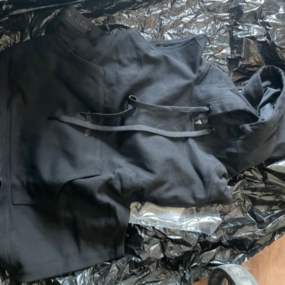 BLACK MILK  REPPIN IT  HOODIE SLEEVELESS  SIZE XL .. UNISEX   RETIRED  NWT - Picture 11 of 15